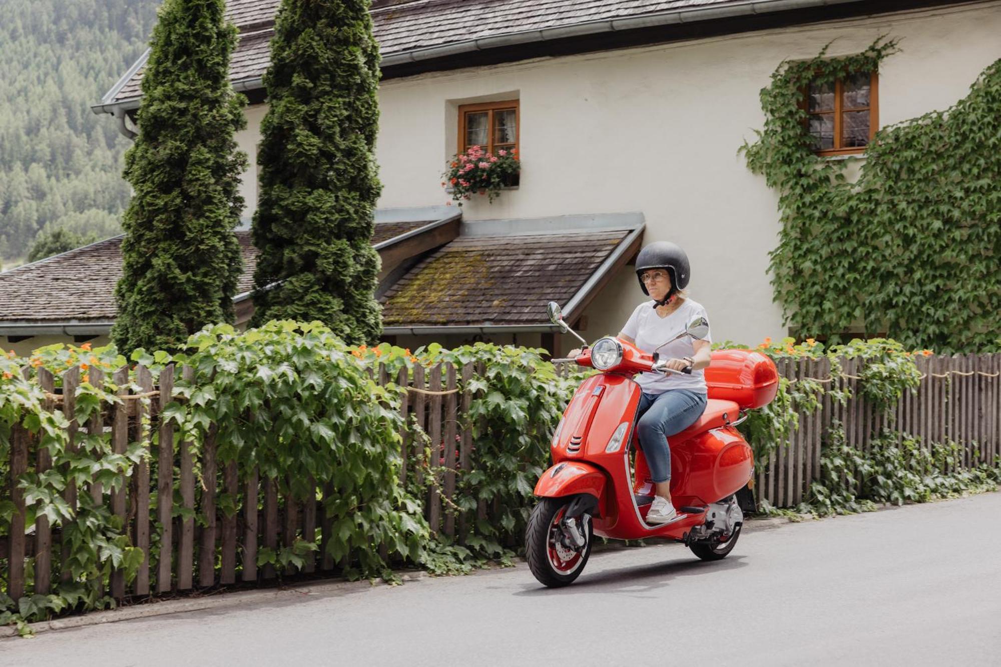 Hotel Kreuz プフンツ エクステリア 写真